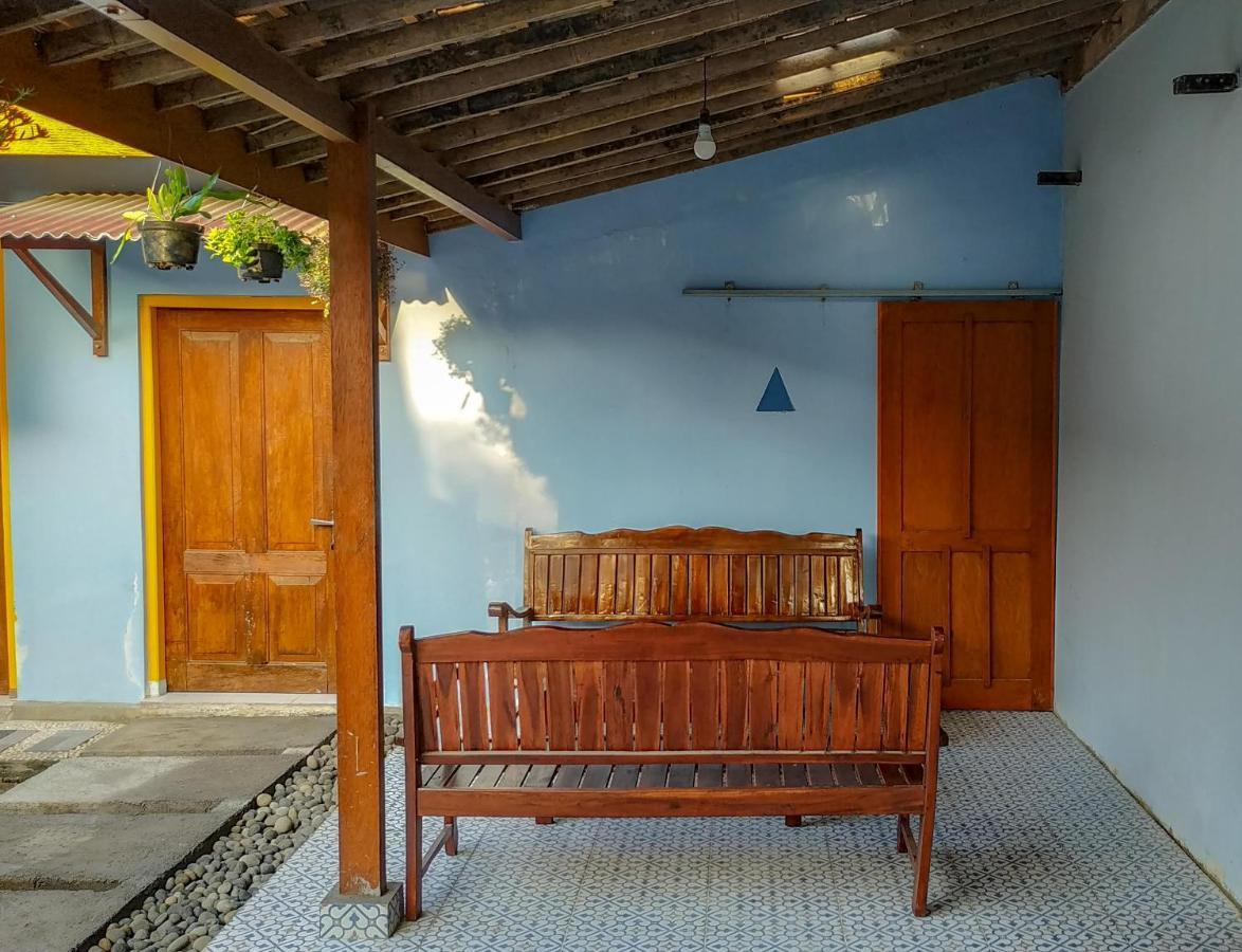 Genthong Homestay Magelang Exterior foto